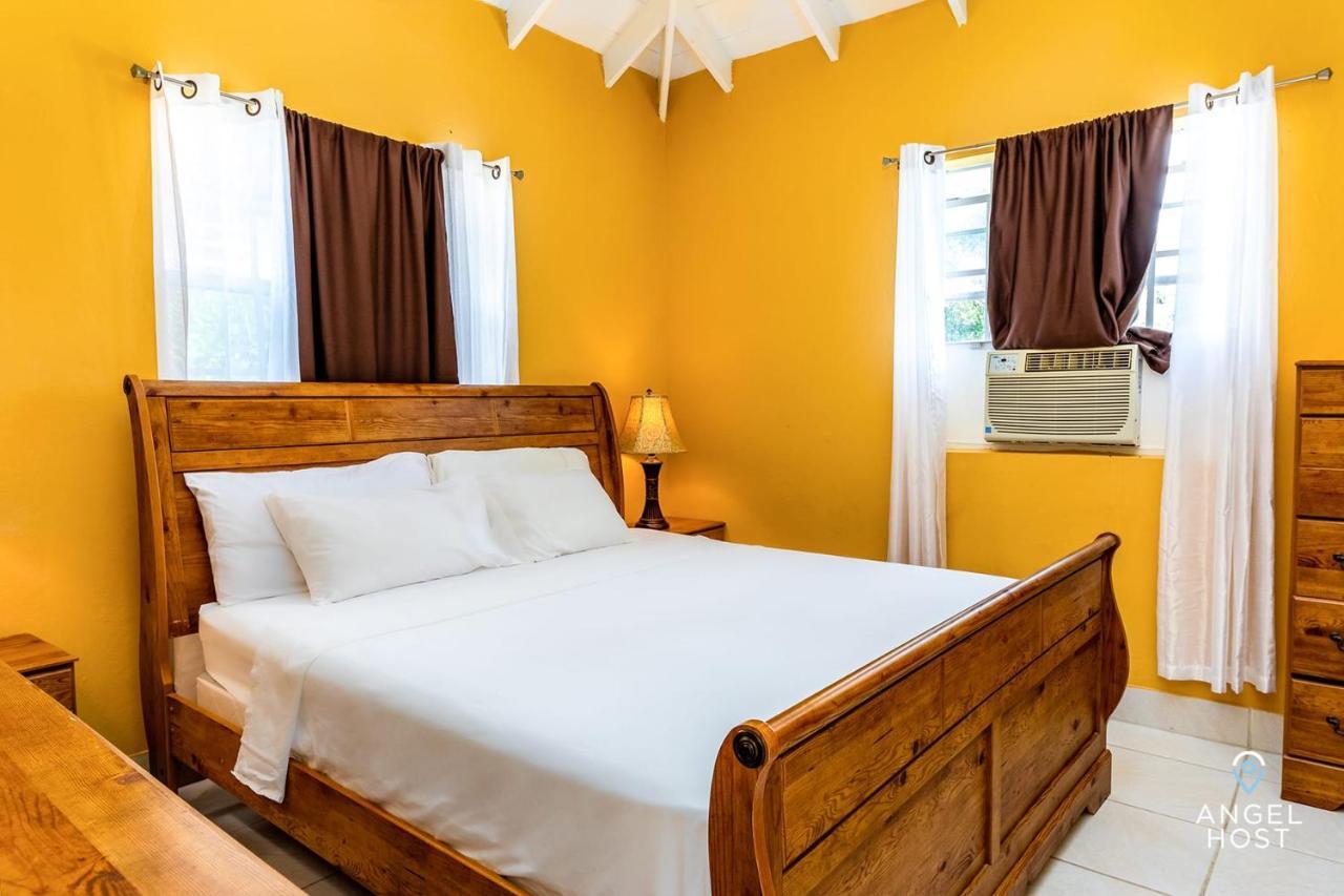 Chalk Sound Beach Residences Near Sapodilla Bay Beach By Angel Host! Taylor Bay Beach Εξωτερικό φωτογραφία